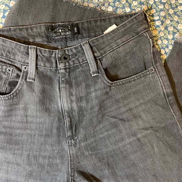 Lucky Brand High Rise Wide Leg Cropped Jeans 26 - Picture 3 of 7